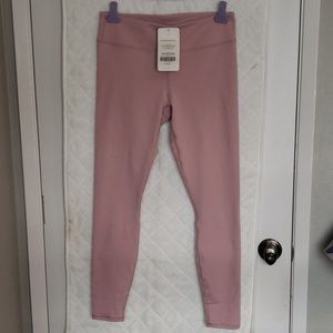 Fabletics Mid-Rise Powerhold Legging in Mauve